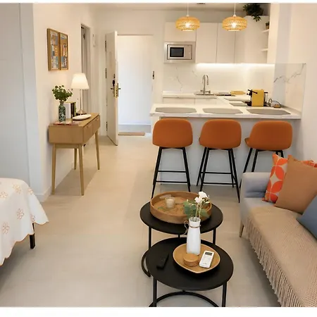 Planta Baja Con Piscina * ماربيا