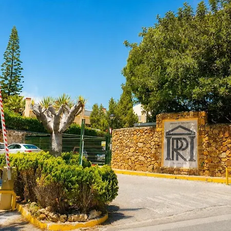 Planta Baja Con Piscina شقة ماربيا